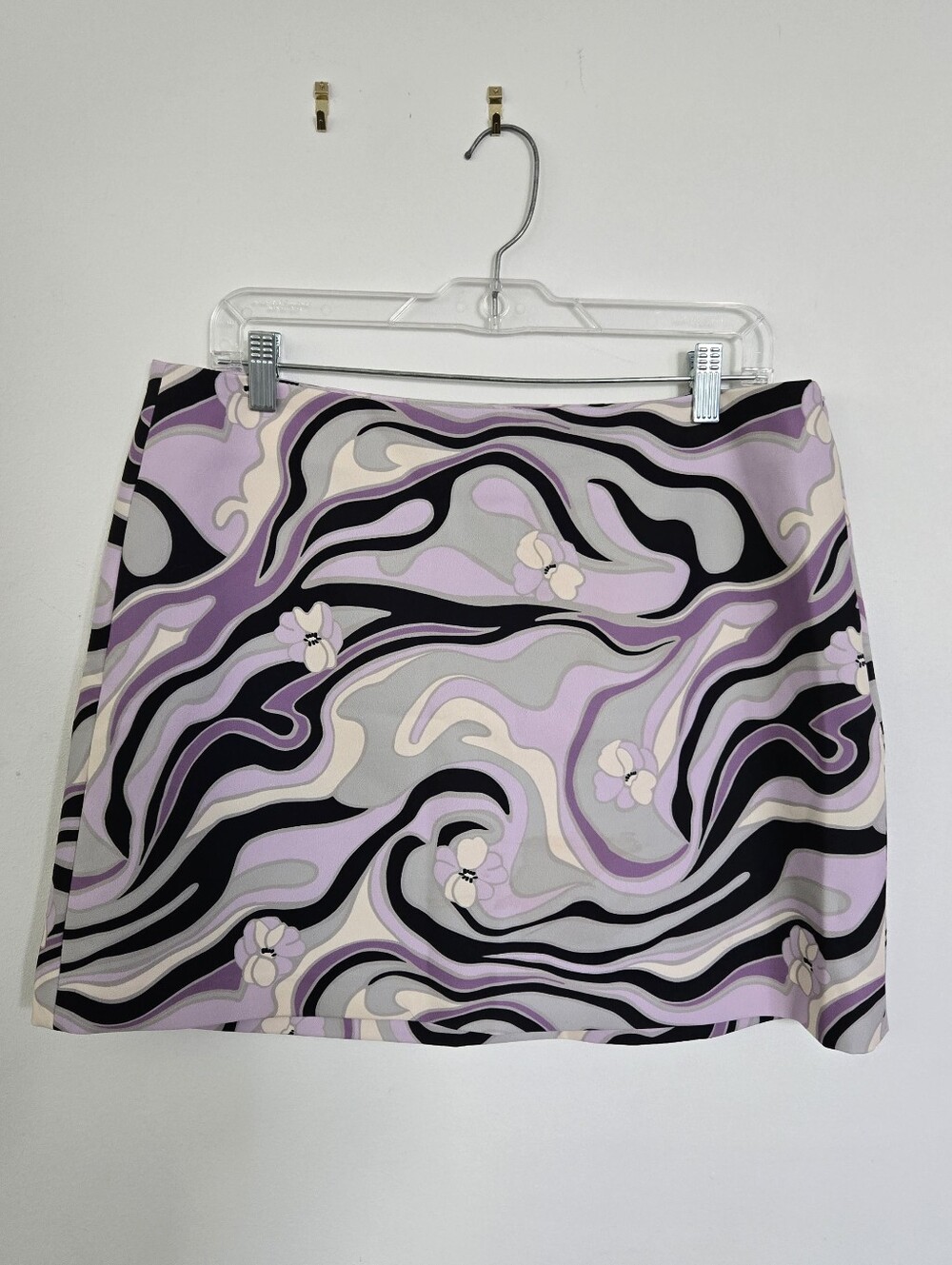 Groovy Patterned Dynamite Mini Skirt
